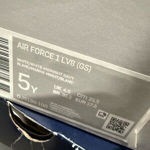 Nike Air Force 1 LV8 (GS) Sneakers